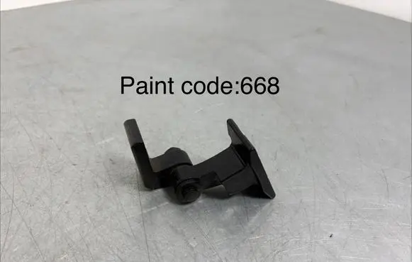BMW 3 G20 G21 Front door lower hinge 7246067