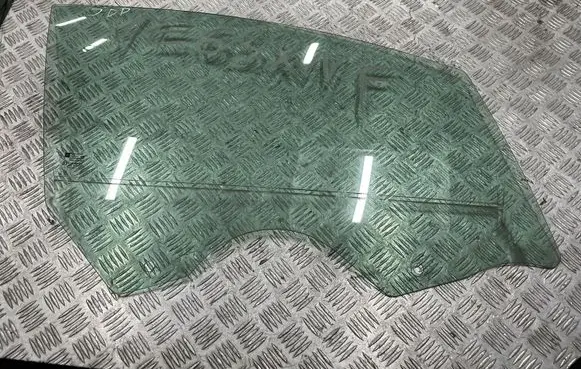Opel Astra J Front door window glass four-door 