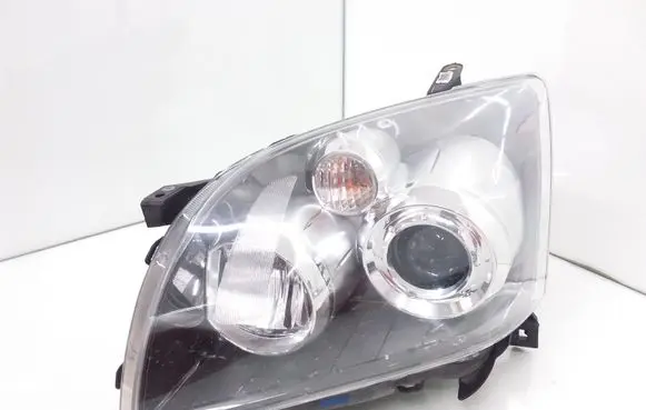 Toyota Avensis T250 Headlight/headlamp 8596724011 3900078496 KOITO35109
