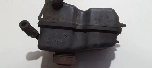Peugeot 406 Power steering fluid tank/reservoir 96242473