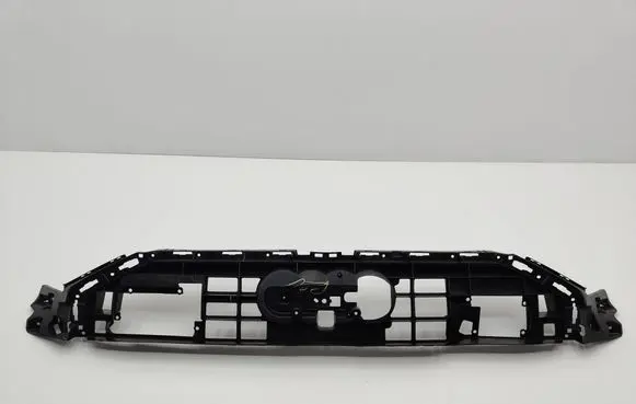 Audi A6 S6 C8 4K Front bumper upper radiator grill 4K0807233A