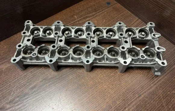 Mercedes-Benz Sprinter W901 W902 W903 W904 Other cylinder head part R6110160504 6110160504