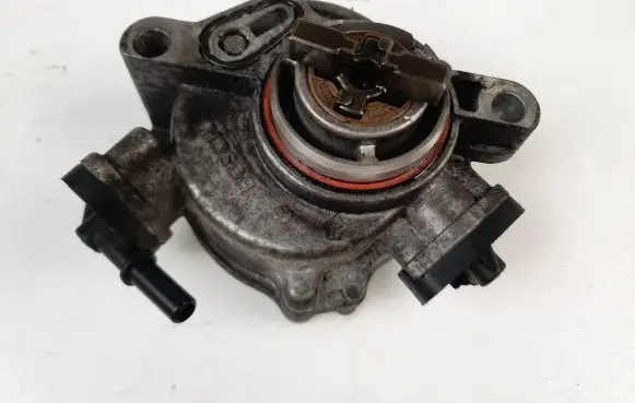 Peugeot 508 Vacuum pump 9684786780