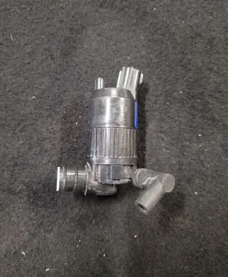 Ford Fusion II Windscreen/windshield washer pump JL3417664AA