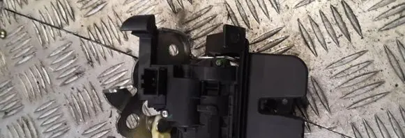Tailgate/trunk/boot lock/catch/latch
