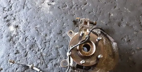 Nissan X-Trail T31 Front wheel hub spindle knuckle