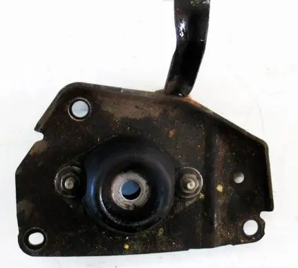 Peugeot 308 Gearbox mounting bracket