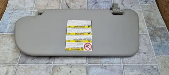 Mazda 3 I Sun visor 566470311