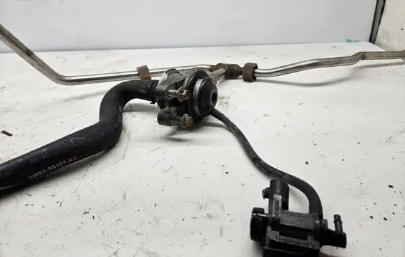 Jaguar XK - XKR Air intake duct part 6r839f491ac