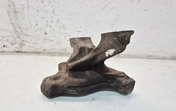 Honda CR-V Engine mounting bracket