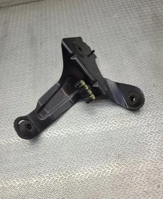Volvo XC40 ABS pump bracket 32214379