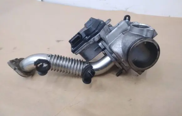 Land Rover Discovery Sport EGR valve G4D35H273CA 704923120