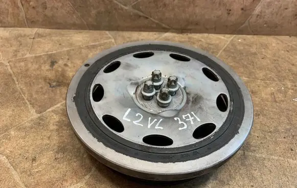Mercedes-Benz E W213 Crankshaft pulley A6540300003