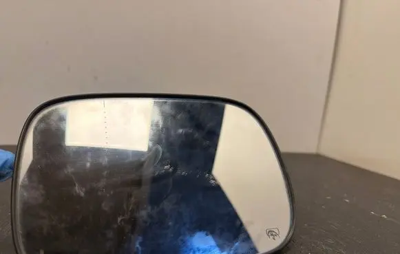 Volvo XC70 Wing mirror glass 3001625