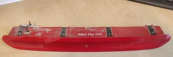 Volkswagen Tiguan Third/center stoplight 1K6945097G