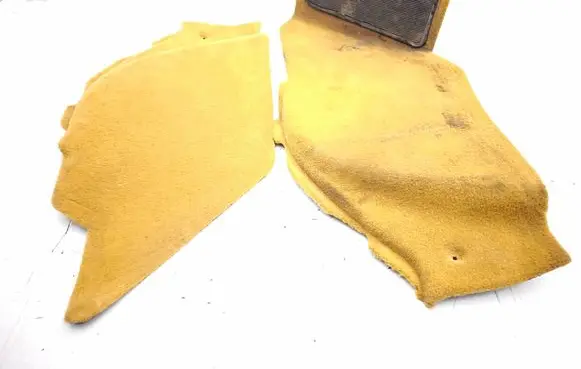 Foot area side trim