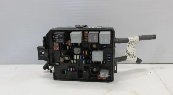 Opel Mokka X Fuse module 42397194