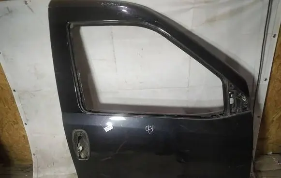 Fiat Doblo Front door juodos