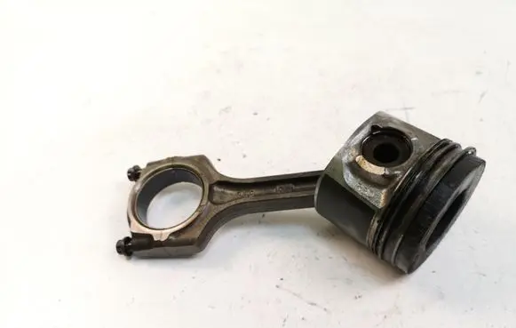 Honda CR-V Piston 