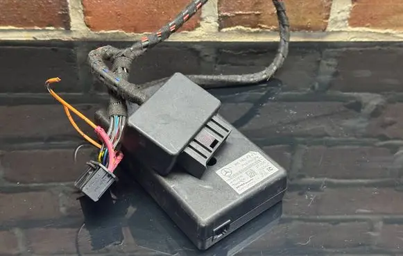 Mercedes-Benz S W221 Phone control unit/module B67824245 002365 HW0406