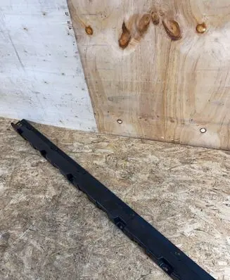 BMW X3 E83 Sill supporting ledge 3330870 51773330870