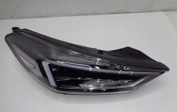 Hyundai Tucson TL Headlight/headlamp