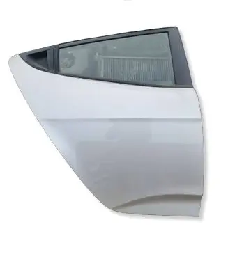 Hyundai Veloster Rear door 