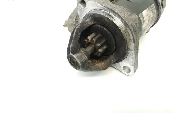 BMW 5 E60 E61 Starter motor 7521122 752112203 7521116