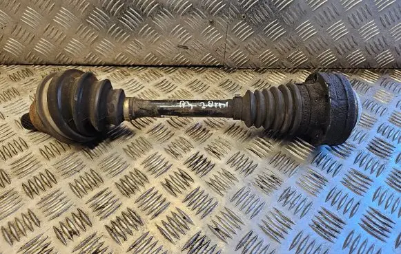 Audi A3 S3 8P Front driveshaft 1K0407271BJ