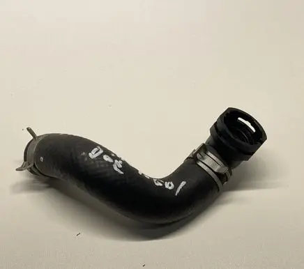 Hyundai Kona I Engine coolant pipe/hose 25415-J9100