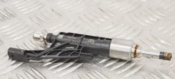 BMW 1 F20 F21 Fuel injector 76399900261500484