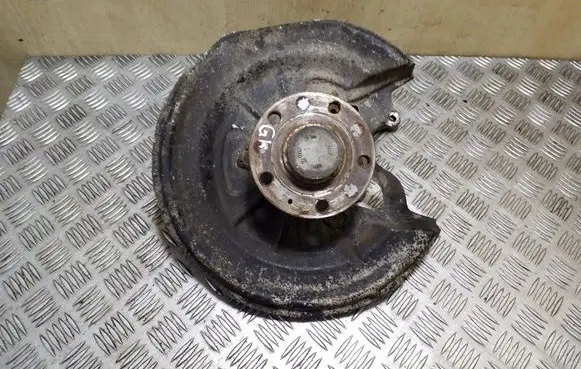 Skoda Octavia Mk2 (1Z) Rear wheel hub spindle/knuckle 