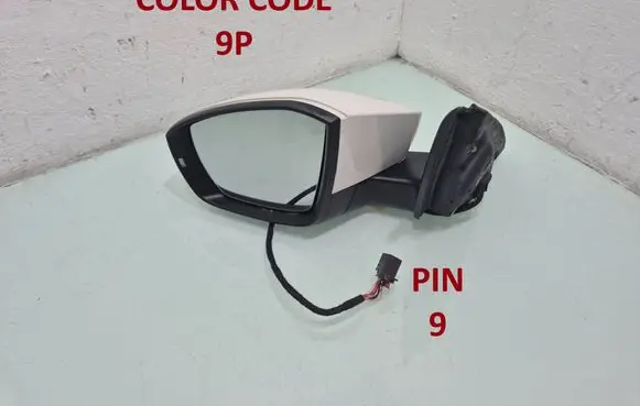 Skoda Octavia Mk3 (5E) Front door electric wing mirror 