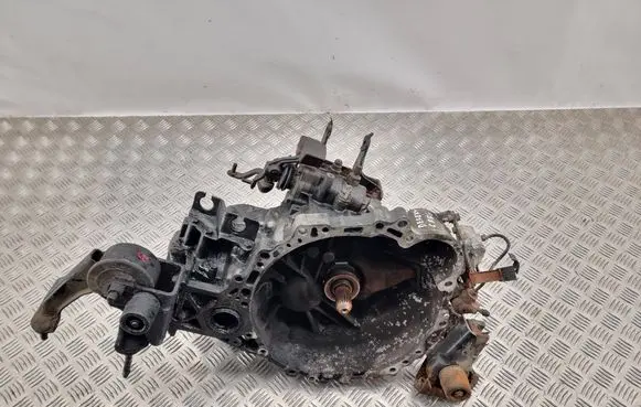 Toyota Avensis T250 Manual 5 speed gearbox 