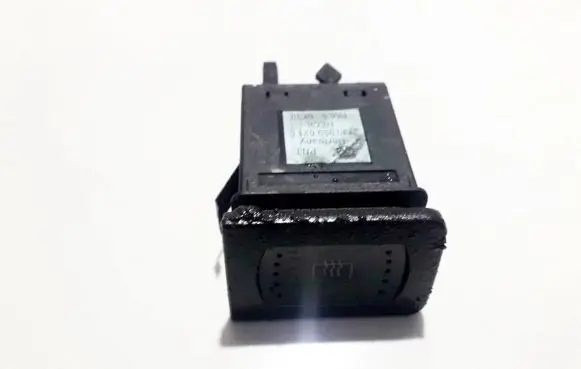 Volkswagen Golf IV Windscreen/window heater switch 1j0959621c