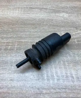 Volkswagen Tiguan Windscreen/windshield washer pump 1K6955651 3122789