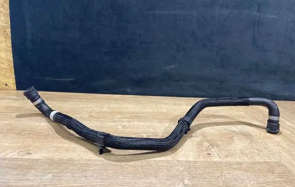 Land Rover Discovery Sport Engine coolant pipe/hose K8D27H255AB