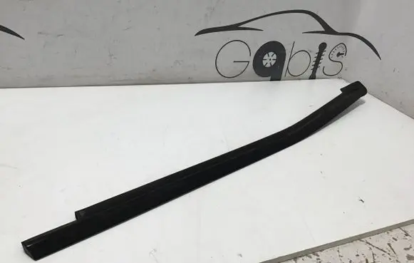 Mercedes-Benz GLS X166 Rear door glass trim molding A1666904300