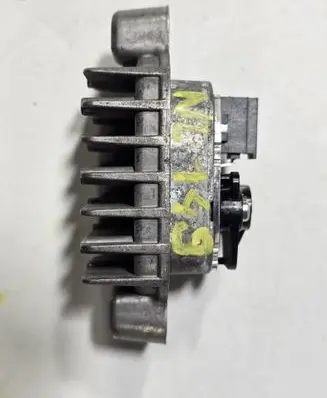 BMW 1 F20 F21 LED ballast control module 19813000