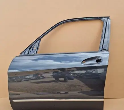 Mercedes-Benz GLK (X204) Front door A2047220100