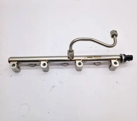Maserati Ghibli Fuel main line pipe 000283628 144210335