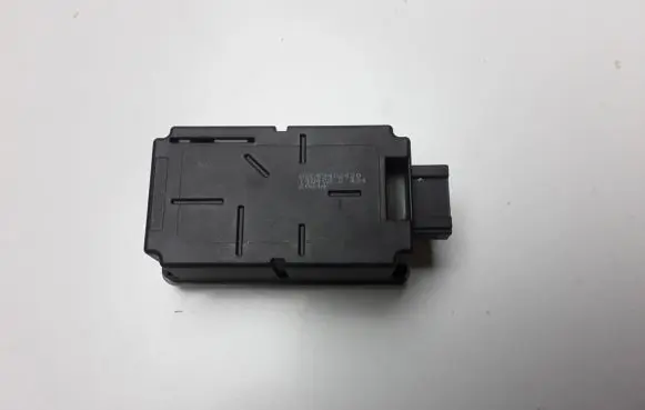 Suzuki Swift II Tire pressure control unit 3716078P00