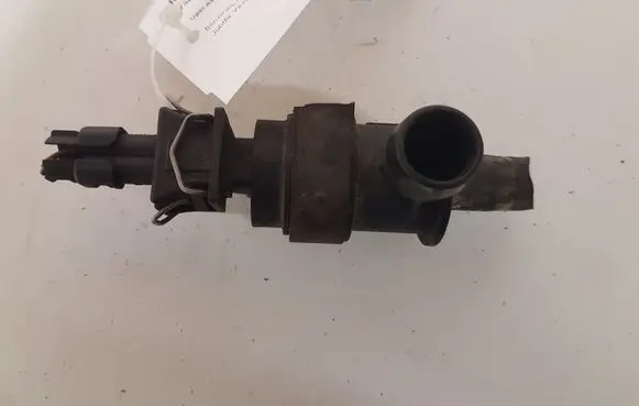 Opel Astra H Vacuum valve 13110331