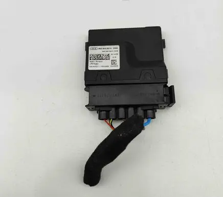 Audi A5 Fuel injection pump control unit/module 4M0906093N