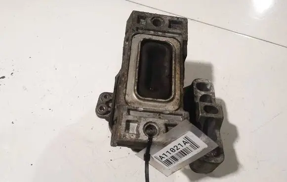 Volkswagen Bora Engine mount bracket 1J0199262BF