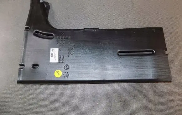 Audi A7 S7 4K8 Cabin air duct channel 4K0819801