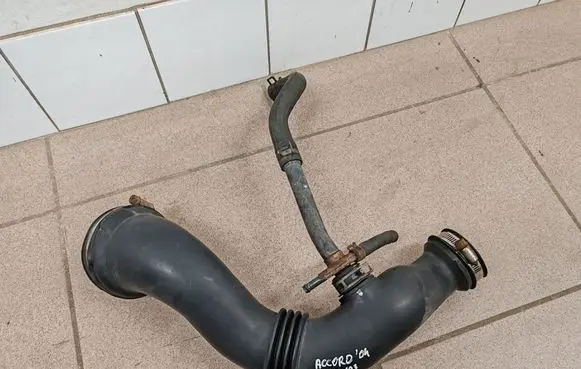 Honda Accord Turbo air intake inlet pipe/hose 
