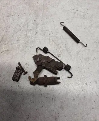 Hyundai Sonata Other handbrake/parking brake parts 1234