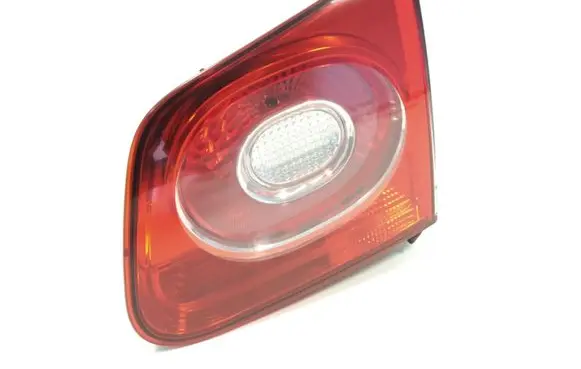 Volkswagen Tiguan Tailgate rear/tail lights 5N0945094C
