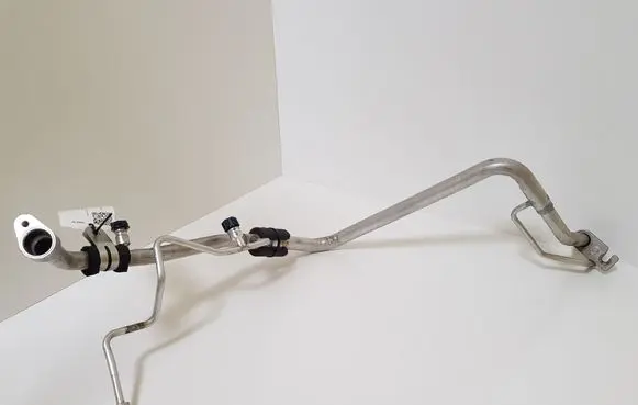 Nissan Rogue Air conditioning (A/C) pipe/hose
